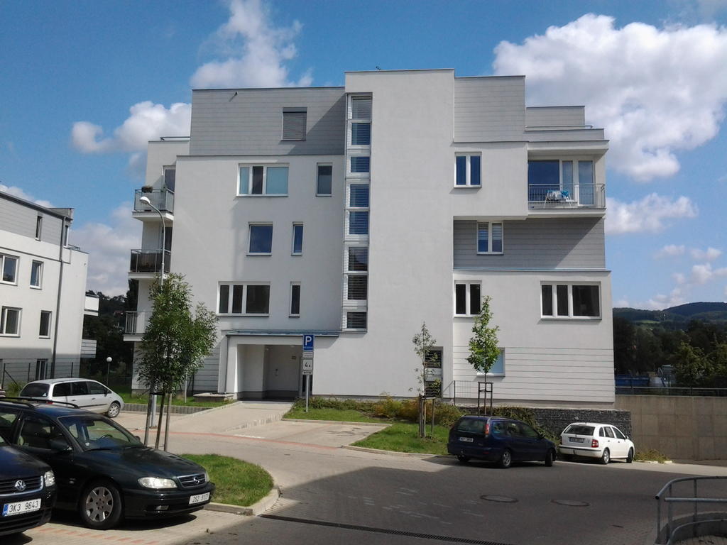Apartman Residence Nabrezi Beroun  Ngoại thất bức ảnh